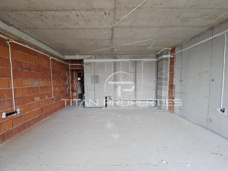 Продава 2-СТАЕН, гр. Пловдив, Гагарин, снимка 2 - Апартаменти - 52570051