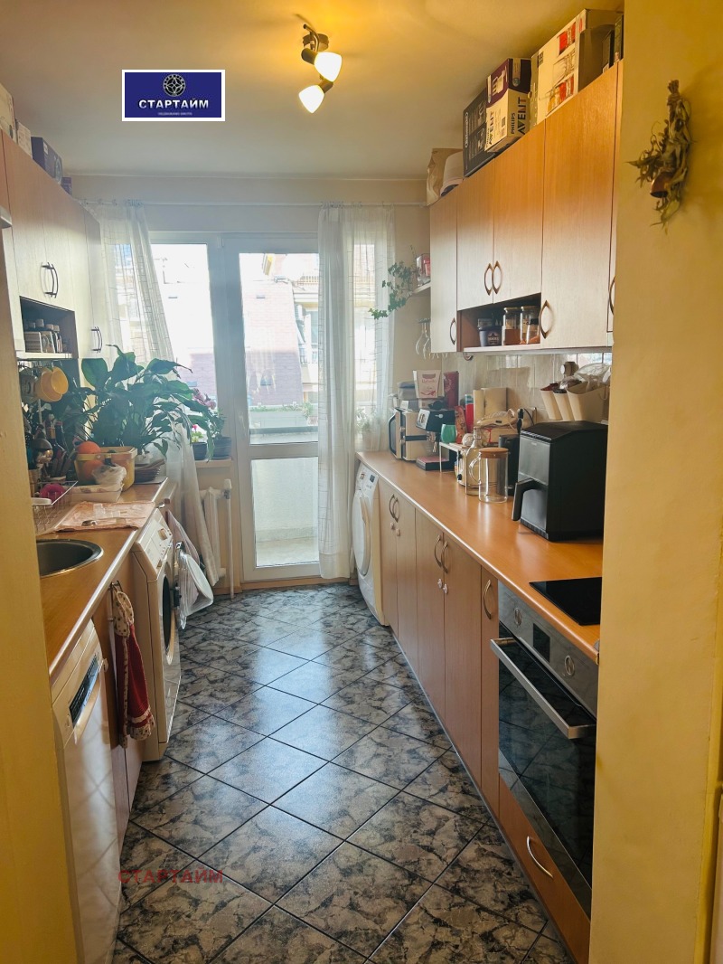Na sprzedaż  2 sypialnie Sofia , Mladost 1 , 110 mkw | 84757582 - obraz [3]