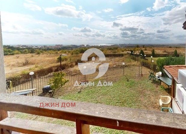 Продава КЪЩА, с. Кошарица, област Бургас