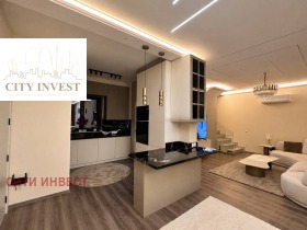 Продава  Къща, гр. Поморие