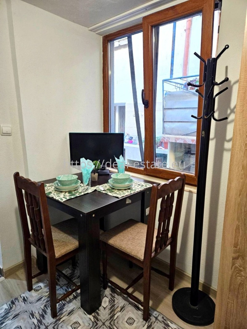 Продава  1-стаен град Благоевград , Идеален център , 15 кв.м | 35287714 - изображение [4]