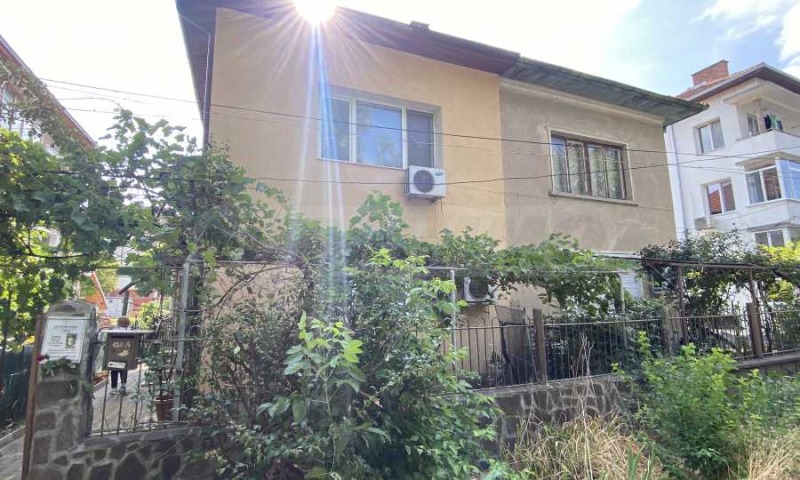 Te koop  Huis Vidin , Bononija , 126 m² | 84338402 - afbeelding [2]