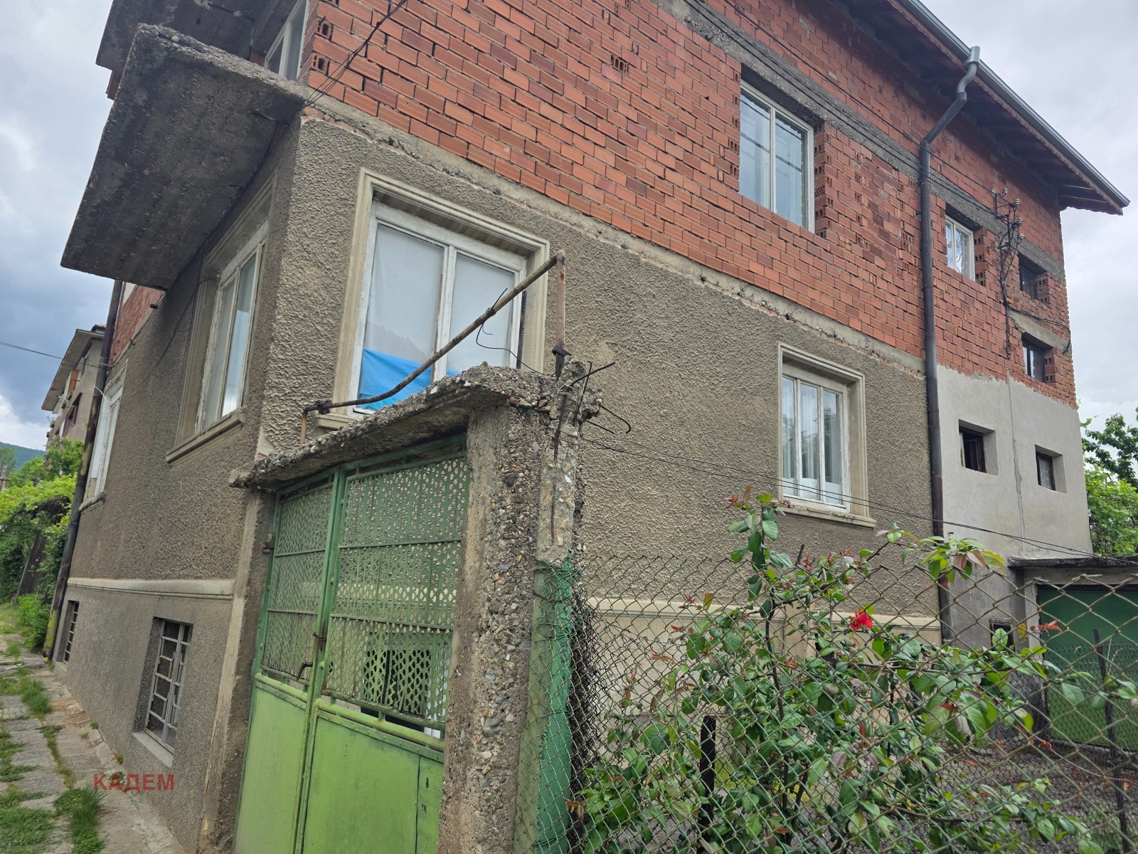 Продава КЪЩА, гр. Кюстендил, Център, снимка 15 - Къщи - 54564563