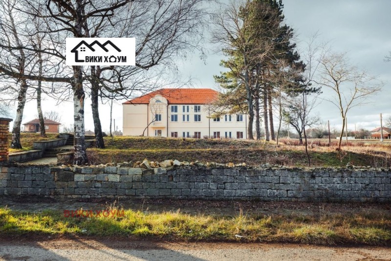 Продава ДОМ ЗА ВЪЗРАСТНИ ХОРА в област Варна, с. Калоян - 8300 кв.м / 1 300 000 € » 2 542 579.00 лв., ВИКИ ХОУМ
