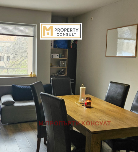 Продава  3-стаен, град Плевен, Широк център •  184 000 € • ID 10519179 — holmes.bg - [1] 