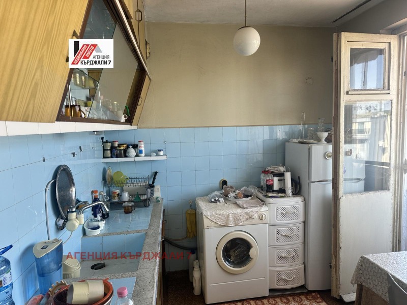 Продава  3-стаен град Кърджали , Център , 63 кв.м | 12938826 - изображение [7]