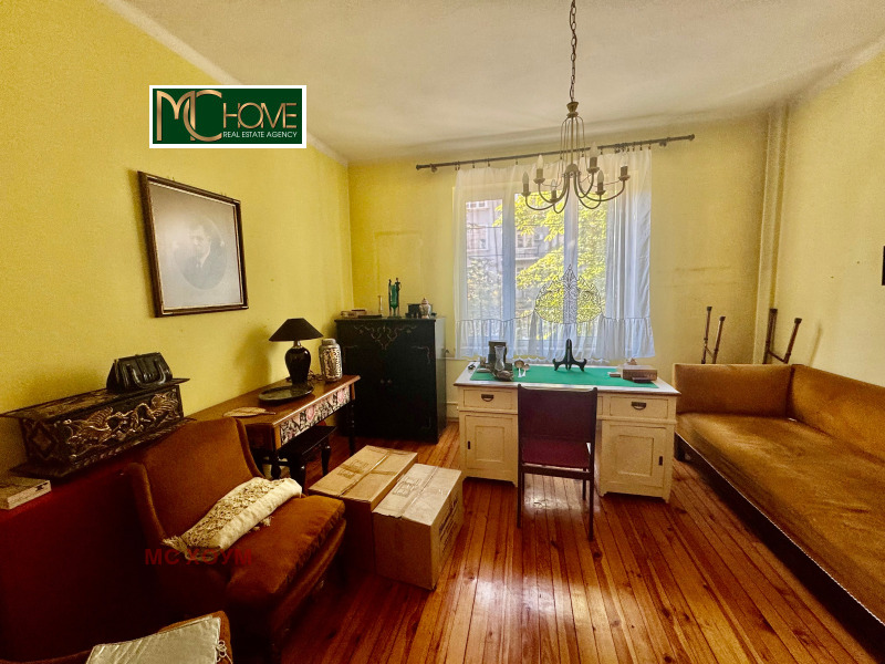 Продава МНОГОСТАЕН, гр. София, Център, снимка 2 - Апартаменти - 52440233