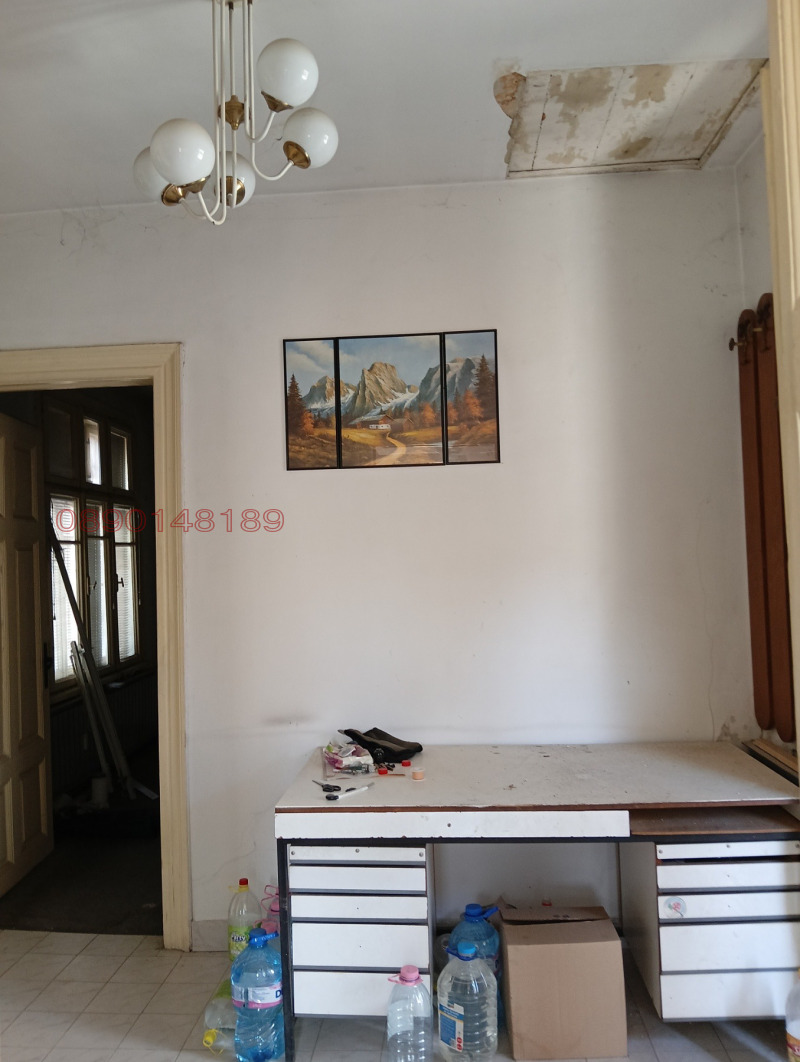 Продава ЕТАЖ ОТ КЪЩА, гр. Пловдив, Център, снимка 11 - Етаж от къща - 52785793