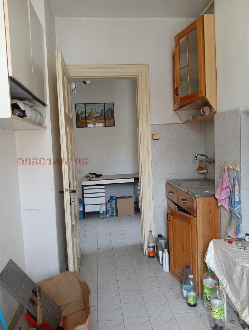 Продава ЕТАЖ ОТ КЪЩА, гр. Пловдив, Център, снимка 9 - Етаж от къща - 52785793