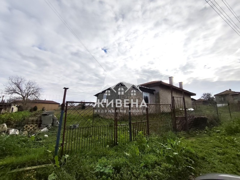 Продава КЪЩА, с. Водица, област Варна