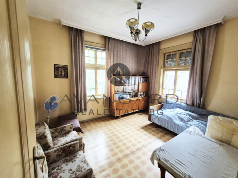 Продава КЪЩА в град Пловдив, Център - 324 кв.м / 522 239 € » 1 021 410.70 лв., АВАНГАРД РИЪЛ ЕСТЕЙТ