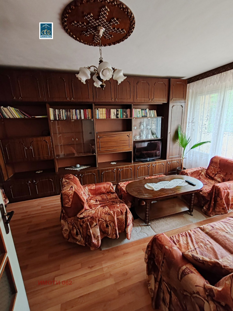 Продава  2-стаен град Велико Търново , Зона Б , 70 кв.м | 36186155 - изображение [5]