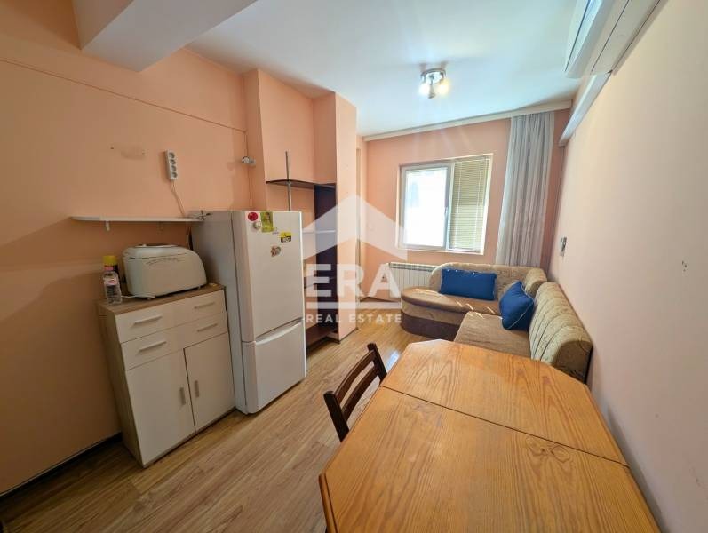 Продава 2-СТАЕН, гр. Шумен, Център, снимка 2 - Апартаменти - 53856802