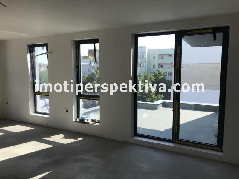 Προς πώληση  2 υπνοδωμάτια Πλοβδηβ , Χρηστο Σμηρνενσκη , 155 τ.μ | 71888209 - εικόνα [2]