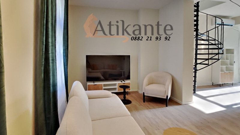 Продава 4-СТАЕН, гр. София, Център, снимка 3 - Апартаменти - 52810235