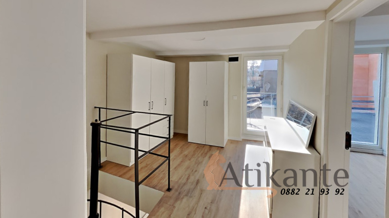 Продава 4-СТАЕН, гр. София, Център, снимка 4 - Апартаменти - 52810235