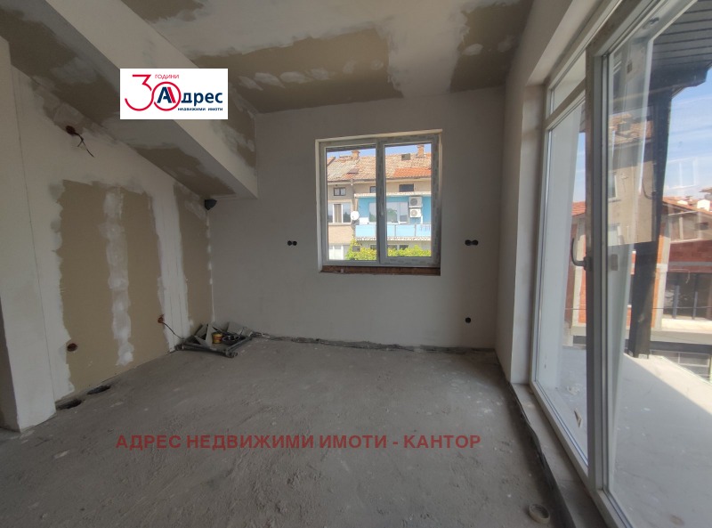 For Sale  House Floor Pazardzhik , Tsentar , 106 sq.m | 86242877 - image [3]