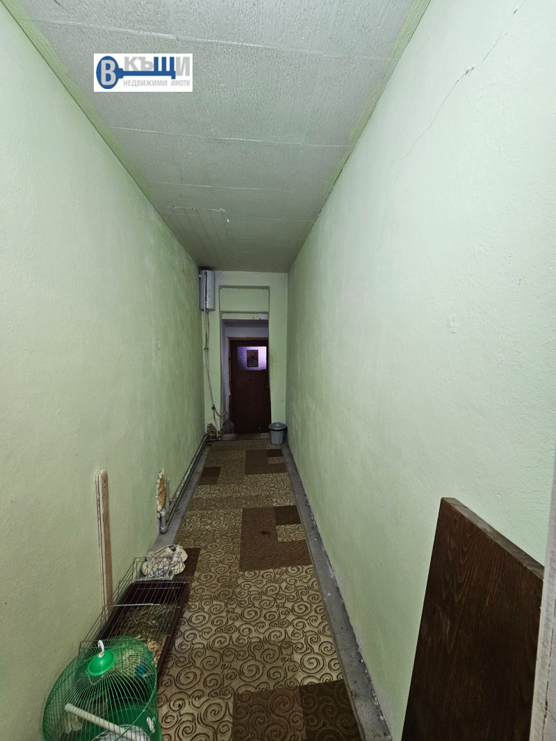 Продава ЕТАЖ ОТ КЪЩА, гр. Дебелец, област Велико Търново, снимка 7 - Етаж от къща - 53032743