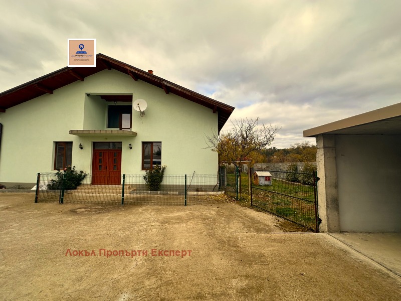 Продава КЪЩА, с. Баня, област Благоевград, снимка 2 - Къщи - 52362406