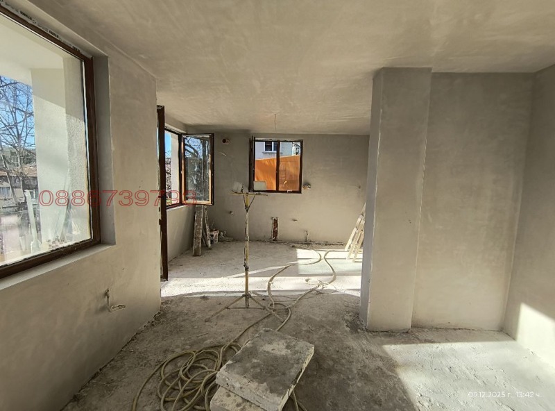 Продава КЪЩА, с. Пожарево, област София област, снимка 11 - Къщи - 53082777