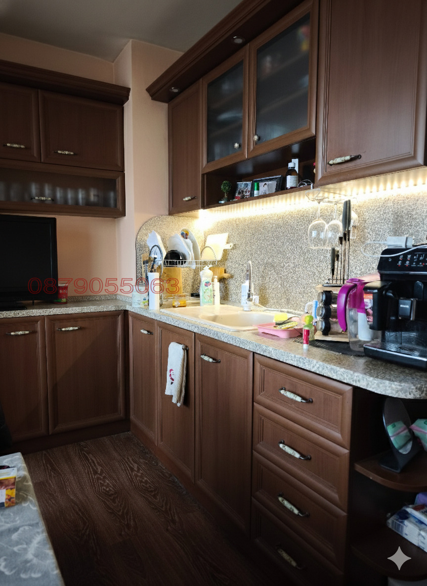 Продава 3-СТАЕН, гр. Пловдив, Южен, снимка 2 - Апартаменти - 53760965