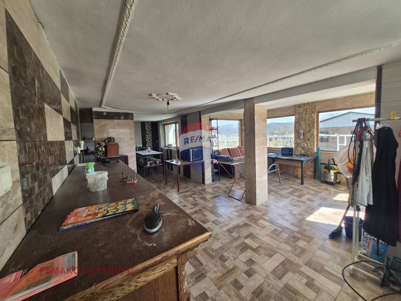 Продава КЪЩА, с. Кривини, област Варна