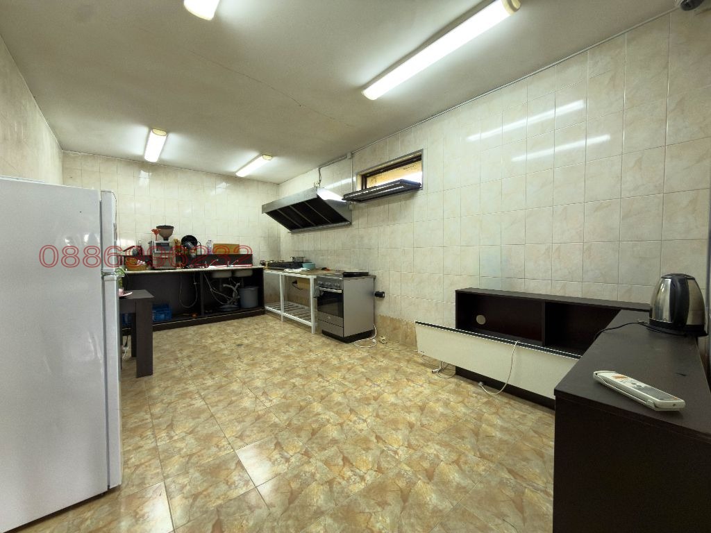 Продава ХОТЕЛ, гр. Батак, област Пазарджик, снимка 10 - Хотели - 55678097