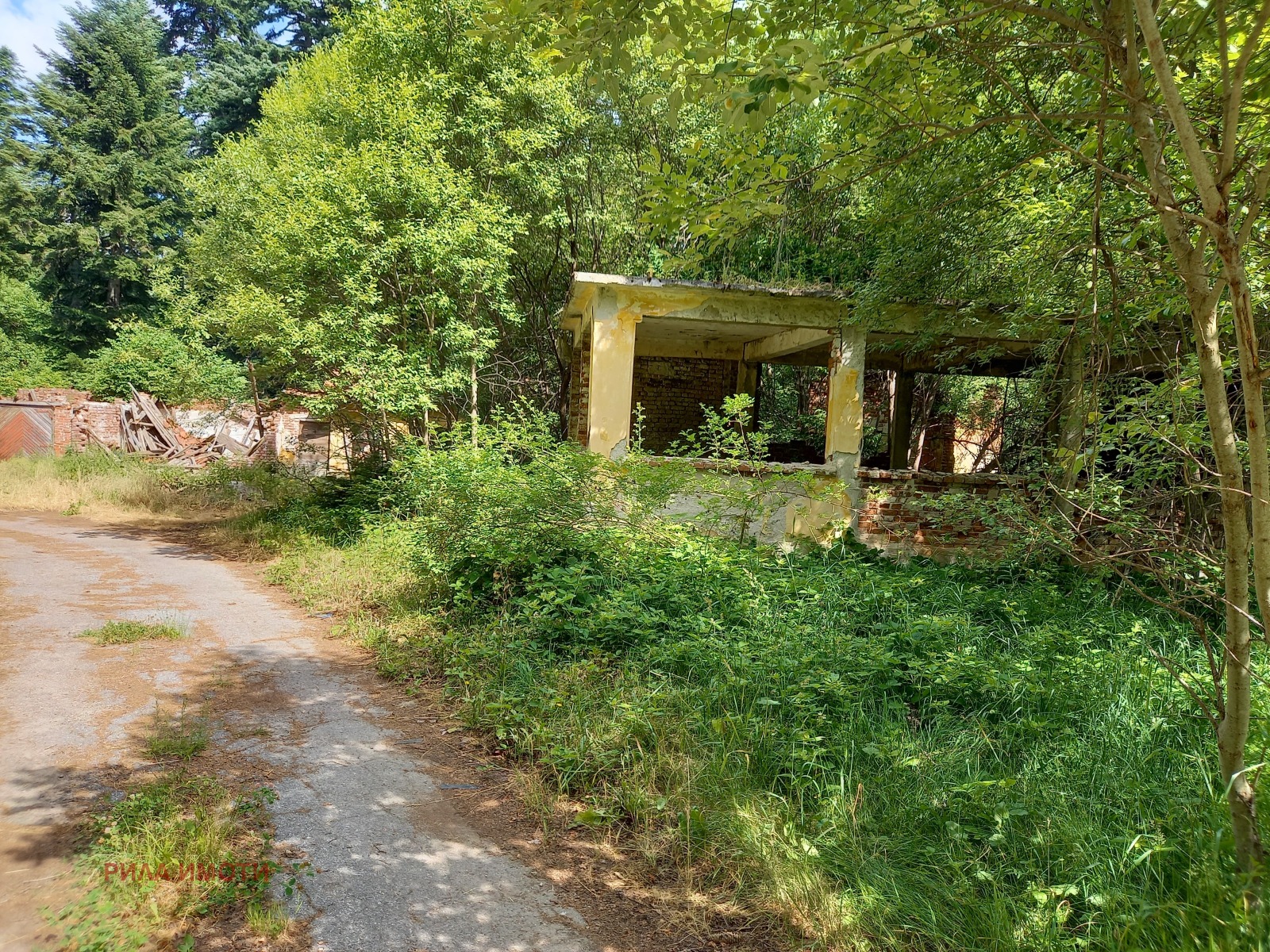 Продава САМОСТОЯТЕЛНА СГРАДА | Imot.bg — изображение 6