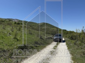 Parcelle Belachtitsa, région Plovdiv 5
