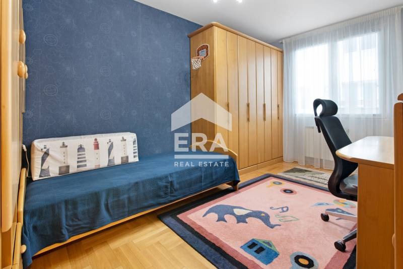 In vendita  3 camere da letto Sofia , Mladost 2 , 176 mq | 53590916 - Immagine [9]