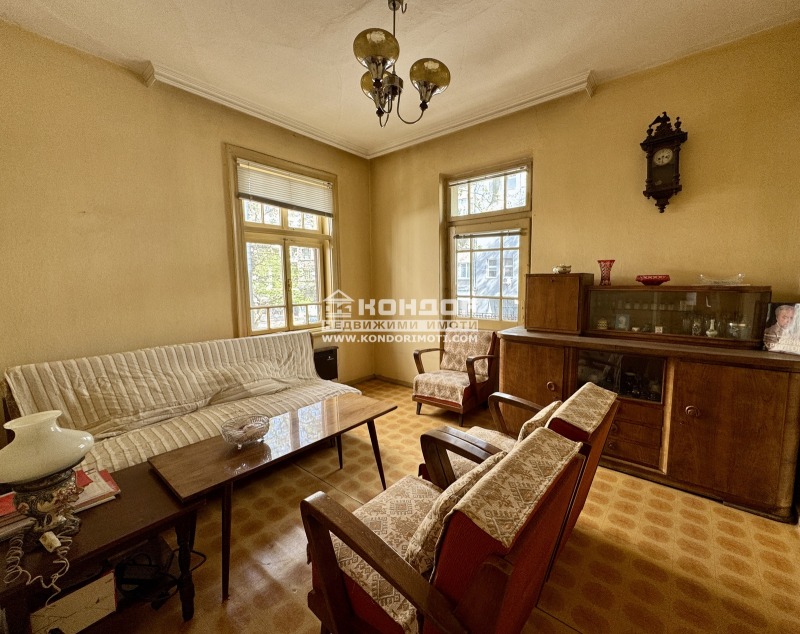 Til salg  Hus Plovdiv , Tsentar , 324 kvm | 71468031