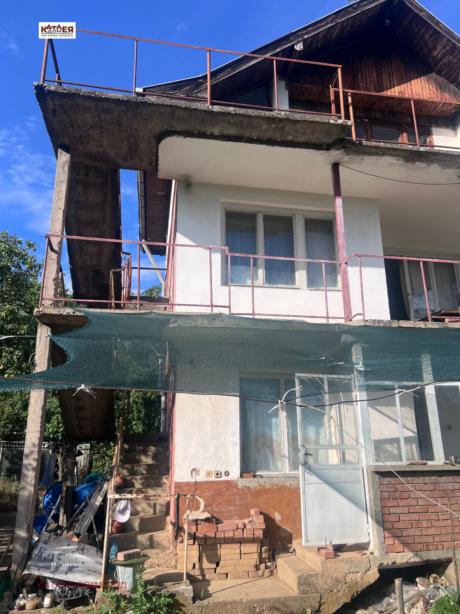 Продава ВИЛА, гр. Враца, Студентски град