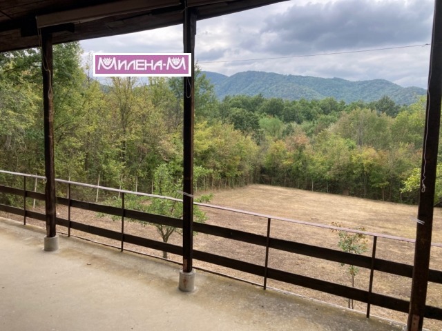 Продава ВИЛА | Imot.bg — изображение 9