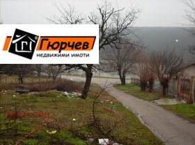Продажба на имоти в с. Божичен, област Русе - изображение 12 