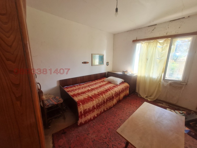 Продава КЪЩА, с. Горно Абланово, област Русе, снимка 8 - Къщи - 52782045
