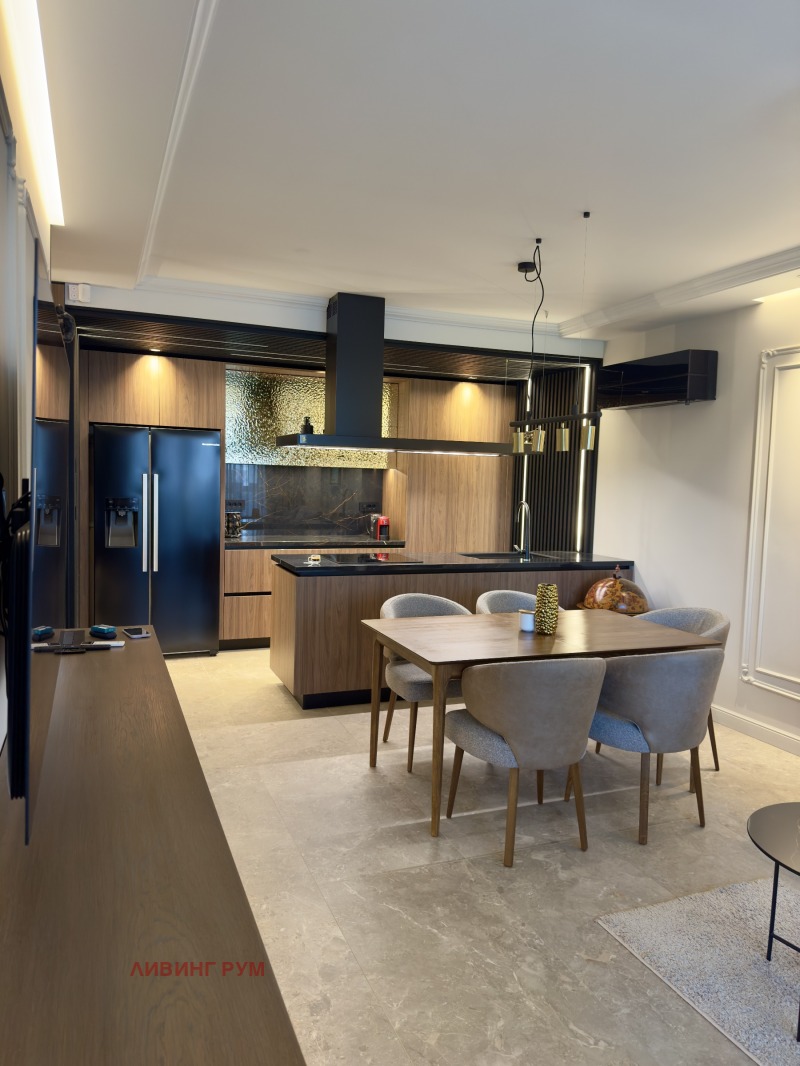 Продава 3-СТАЕН в град Варна, Възраждане 1 - 106 кв.м / 290 000 € » 567 190.70 лв., ЛИВИНГ РУМ