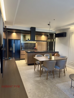 2 chambres Vazrajdane 1, Varna
