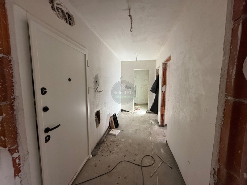 Продава 3-СТАЕН, гр. Велико Търново, Зона Б, снимка 3 - Апартаменти - 53323225