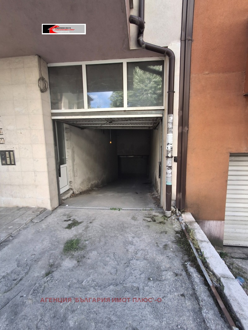 Te koop  Garage Sofia , Ljulin 8 , 33 m² | 97444050