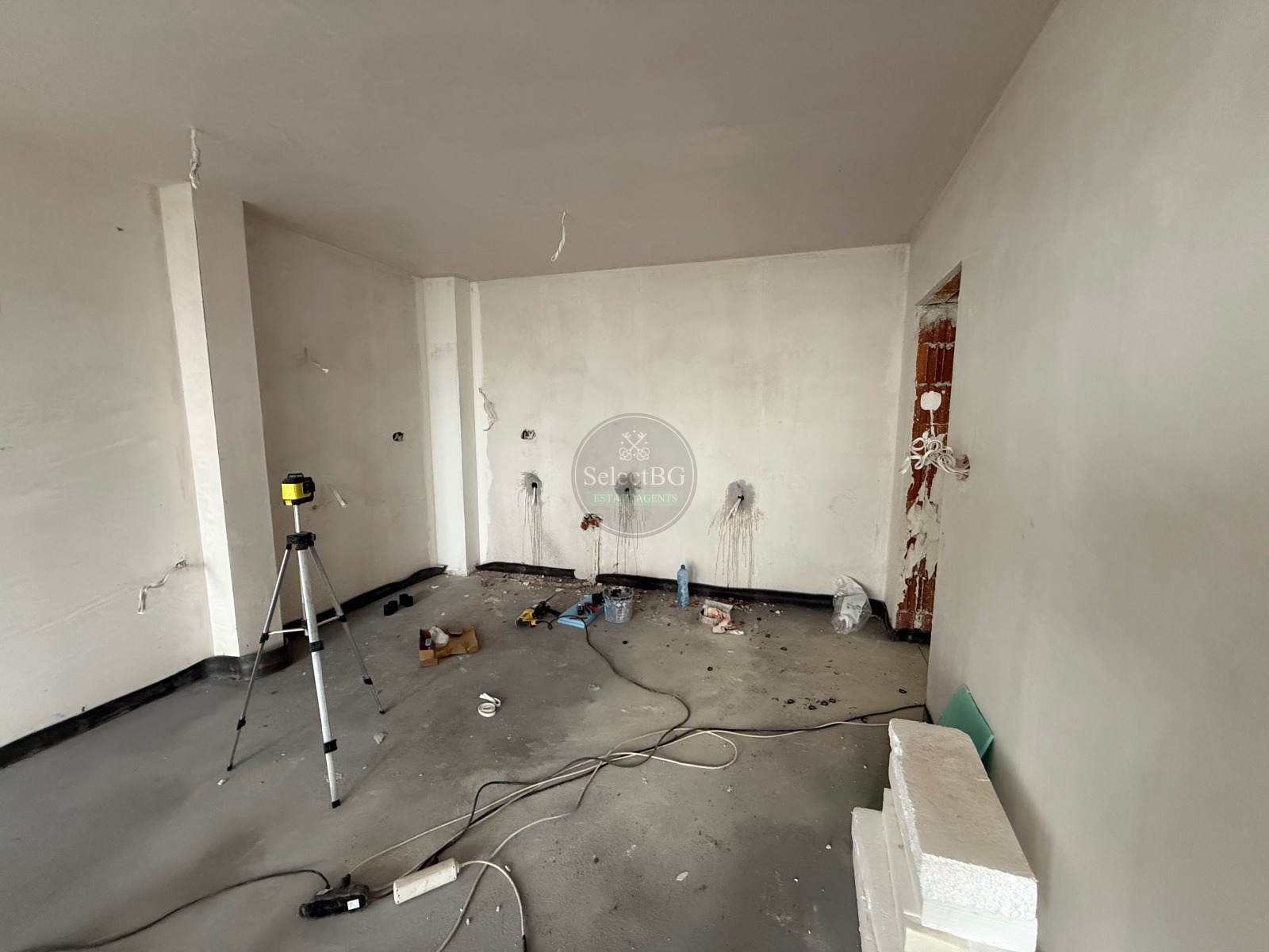 Продава 3-СТАЕН, гр. Велико Търново, Зона Б, снимка 2 - Апартаменти - 53323225
