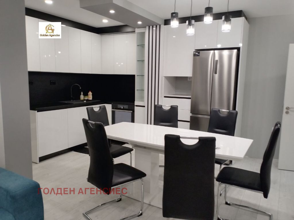 Продава 3-СТАЕН, гр. Стара Загора, Три чучура - север, снимка 2 - Апартаменти - 53663491