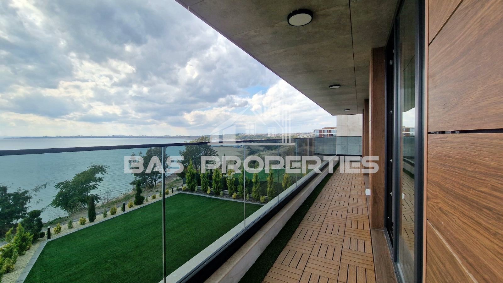 Продава КЪЩА, гр. Бургас, Сарафово, снимка 8 - Къщи - 53811388