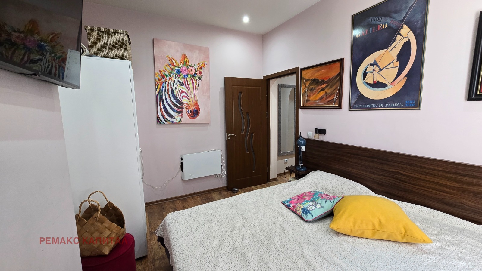 Продава 3-СТАЕН, гр. София, Център, снимка 10 - Апартаменти - 54347843