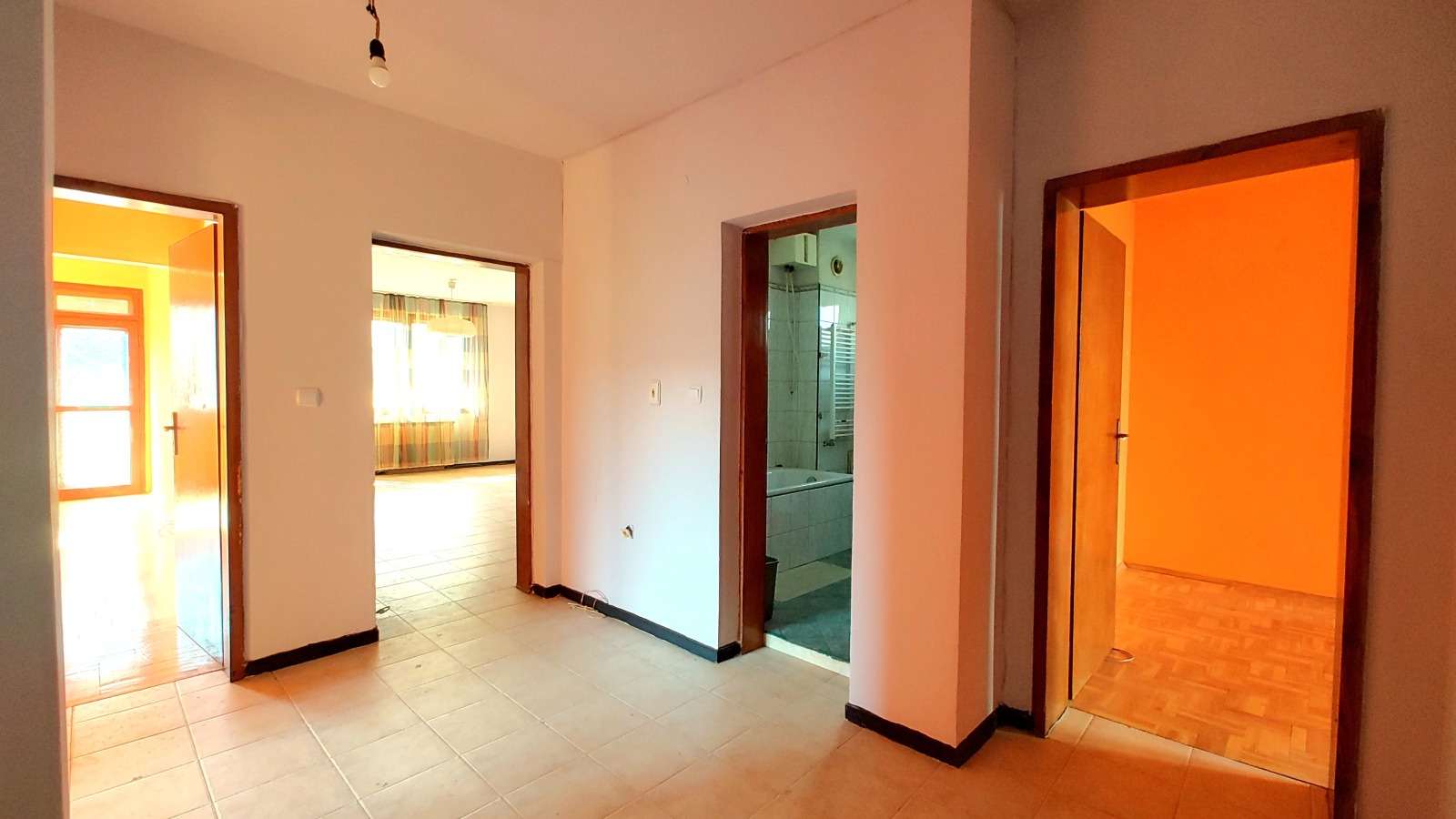 Продава 4-СТАЕН, гр. София, Дървеница, снимка 5 - Апартаменти - 56170342