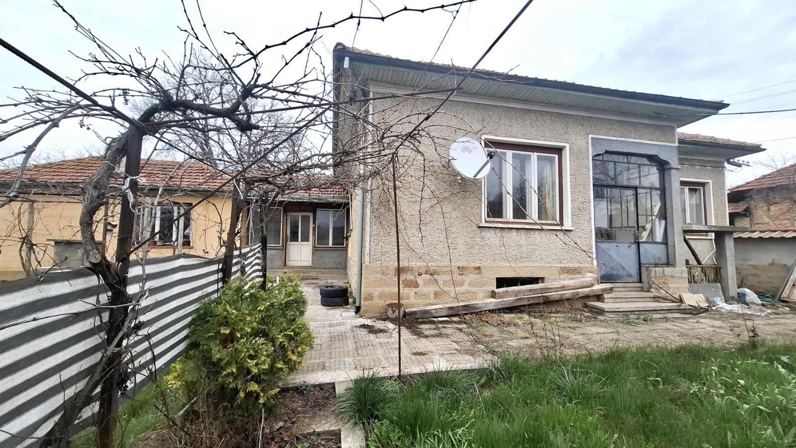 Продава КЪЩА, гр. Севлиево, област Габрово, снимка 2 - Къщи - 54119169