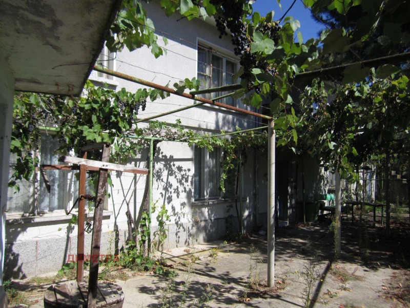 Продава КЪЩА в област Пловдив, с. Мътеница - 184 кв.м / 94 900 € » 185 608.27 лв., ДИМЕТРА