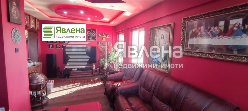 Продава 3-СТАЕН, гр. София, Оборище, снимка 1 - Aпартаменти - 48970025