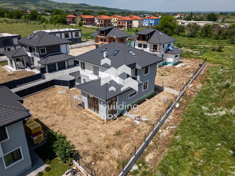 Продава  Къща област Пловдив , с. Първенец , 297 кв.м | 20070467