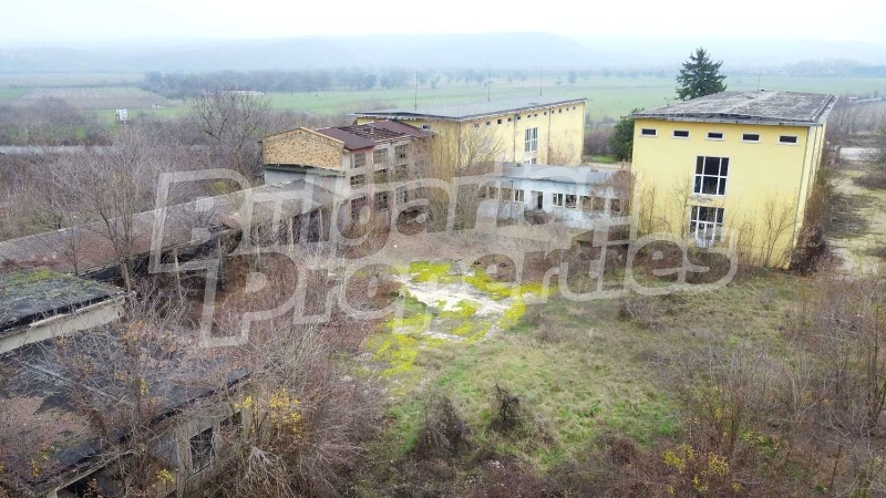 Продава ПАРЦЕЛ, гр. Полски Тръмбеш, област Велико Търново, снимка 2 - Парцели - 53111295