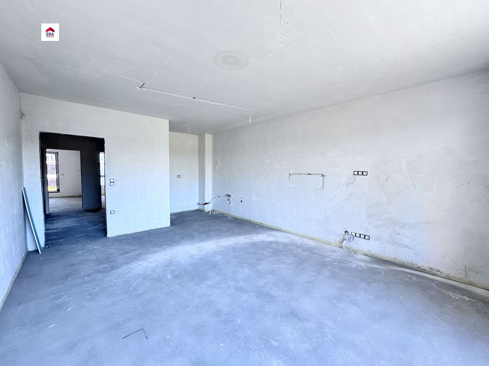 Продава 3-СТАЕН, гр. Пловдив, Остромила, снимка 2 - Апартаменти - 53705388